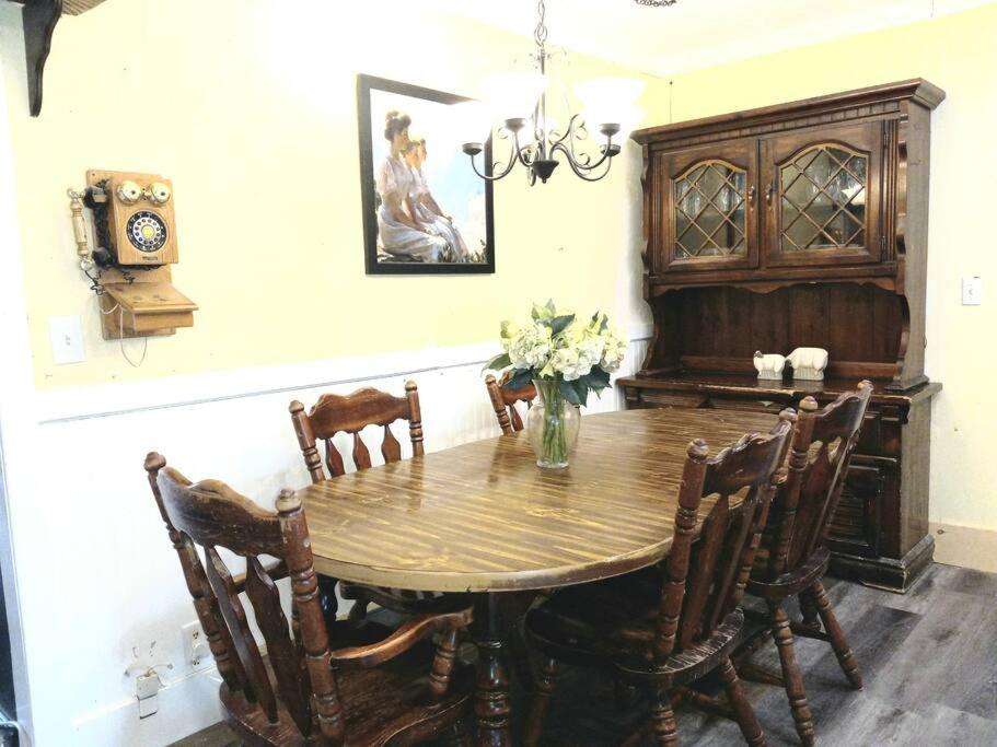 Henrieville The Goulding Cottage And Farm - 4 Beds, 3 Baths מראה חיצוני תמונה