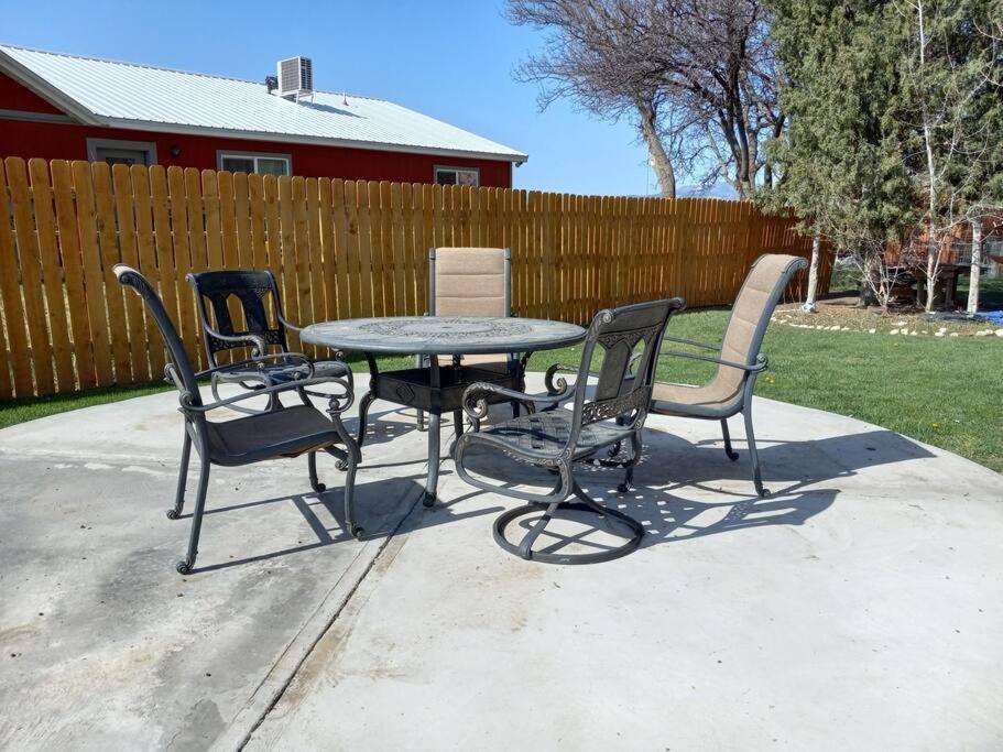 Henrieville The Goulding Cottage And Farm - 4 Beds, 3 Baths מראה חיצוני תמונה